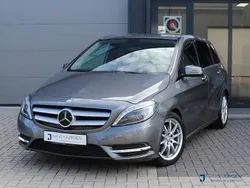 Grijs Gebruikt 2013 Mercedes B180 Prestige MPV | € 12.450 (Iets duurder)