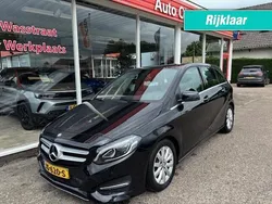 Zwart Gebruikt 2016 Mercedes B180 Ambition MPV | € 17.895 (Eerlijke prijs)