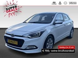 Wit Gebruikt 2018 Hyundai i20 Comfort Hatchback | € 10.930 (Eerlijke prijs)