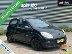 Zwart Gebruikt 2008 Renault Twingo Authentique Hatchback | € 1.699 (Eerlijke prijs)