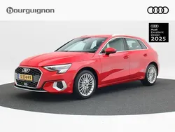Rood Gebruikt 2023 Audi A3 Sportback Advanced Hatchback | € 29.850 (Goede deal)