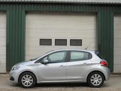 Zilver Gebruikt 2017 Peugeot 208 Hatchback | € 7.750 (Eerlijke prijs)