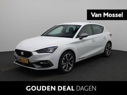 Wit Gebruikt 2024 Seat Leon ST FR Stationwagen | € 34.900