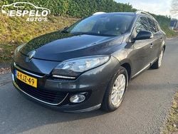 Grijs (metallic) Gebruikt 2013 Renault Mégane GrandTour Bose Edition Stationwagen | € 2.950 (Goede deal)