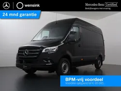 Zwart Nieuw 2024 Mercedes Sprinter Van | € 64.850