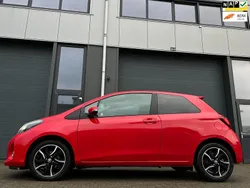 Rood Gebruikt 2014 Toyota Yaris Hatchback | € 7.500 (Goede deal)