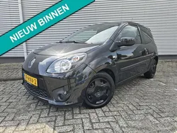 Zwart Gebruikt 2011 Renault Twingo Collection Hatchback | € 2.222 (Eerlijke prijs)