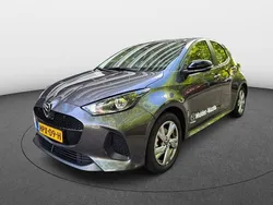 Grijs Nieuw 2025 Mazda 2 Exclusive-Line Hatchback | € 28.750 (Iets duurder)