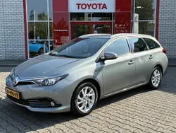 Grijs Gebruikt 2018 Toyota Auris Hybrid Plus Stationwagen | € 16.700 (Goede deal)