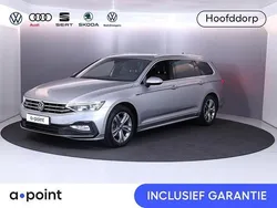 Grijs Gebruikt 2023 VW Passat Business Stationwagen | € 33.949 (Goede deal)