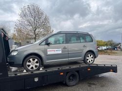 Grijs (metallic) Gebruikt 2006 VW Touran Highline MPV | € 1.495 (Duur)