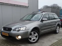 Grijs, metallic lak Gebruikt 2007 Subaru Outback Comfort SUV | € 5.990 (Eerlijke prijs)