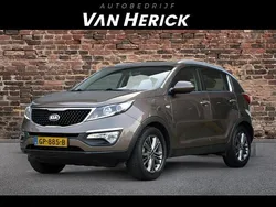 Bruin Gebruikt 2015 Kia Sportage Comfort SUV | € 13.745 (Eerlijke prijs)