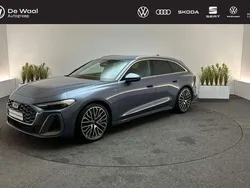Blauw, metallic lak Nieuw 2025 Audi A5 Comfort Coupé | € 68.098 (Eerlijke prijs)