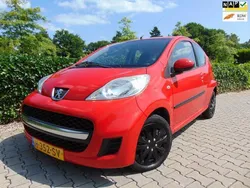 Rood Gebruikt 2009 Peugeot 107 Hatchback | € 2.250 (Iets duurder)