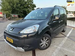 Zwart, metallic lak Gebruikt 2011 Peugeot Partner Tepee MPV | € 5.950 (Iets duurder)
