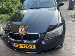 Zwart Gebruikt 2009 BMW 320 Sedan | € 5.500 (Super prijs)