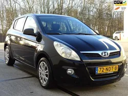 Zwart, metallic lak Gebruikt 2010 Hyundai i20 Hatchback | € 2.750 (Eerlijke prijs)