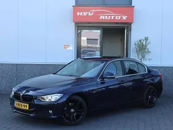 Blauw Gebruikt 2013 BMW 320 Efficient Dynamics Sedan | € 12.999 (Eerlijke prijs)