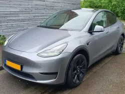 Grijs Gebruikt 2024 Tesla Model Y SUV | € 34.950 (Super prijs)