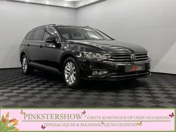 Zwart Gebruikt 2023 VW Passat Business Sedan | € 25.950 (Super prijs)