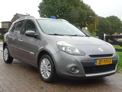 Grijs Gebruikt 2011 Renault Clio GrandTour Collection Stationwagen | € 3.599 (Duur)