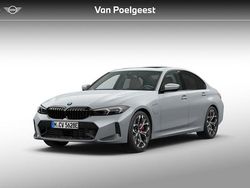 M brooklyn grau Nieuw 2025 BMW 330e M Sport Sedan | € 72.255 (Eerlijke prijs)