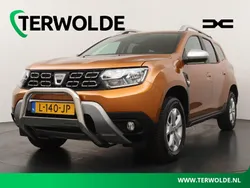 Oranje, metallic lak Gebruikt 2021 Dacia Duster Comfort SUV | € 15.900 (Eerlijke prijs)