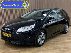 Zwart Gebruikt 2014 Ford Focus Stationwagen | € 4.445 (Eerlijke prijs)