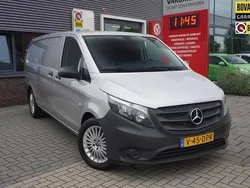Grijs Gebruikt 2017 Mercedes Vito MPV | € 19.495 (Eerlijke prijs)