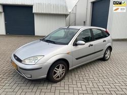 Zilver Gebruikt 2005 Ford Focus Futura Hatchback | € 995 (Super prijs)