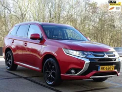 Rood Gebruikt 2015 Mitsubishi Outlander P-HEV Edition SUV | € 15.450 (Eerlijke prijs)