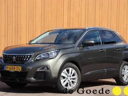 Grijs, metallic lak Gebruikt 2020 Peugeot 3008 SUV | € 18.940 (Eerlijke prijs)