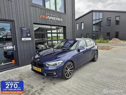 Blauw Gebruikt 2017 BMW 118 Executive Hatchback | € 16.650 (Eerlijke prijs)