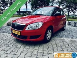 Rood Gebruikt 2011 Skoda Fabia Hatchback | € 2.850 (Goede deal)