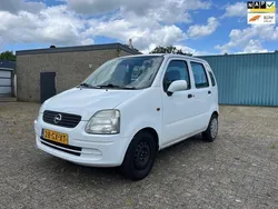 Wit Gebruikt 2001 Opel Agila Comfort Hatchback | € 399 (Goede deal)