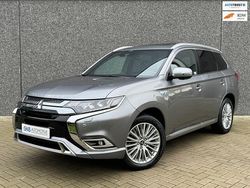 Grijs Gebruikt 2019 Mitsubishi Outlander Instyle SUV | € 20.995 (Eerlijke prijs)
