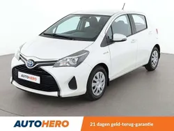 Wit Gebruikt 2016 Toyota Yaris Hybrid Comfort Hatchback | € 12.949 (Eerlijke prijs)