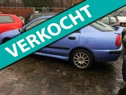 Blauw Gebruikt 1999 Mitsubishi Carisma Hatchback | € 595