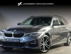 Grijs Gebruikt 2021 BMW 330e Stationwagen | € 36.945 (Duur)