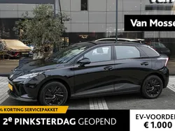 Zwart, metallic lak Gebruikt 2022 MG MG4 EV Hatchback | € 17.995 (Eerlijke prijs)