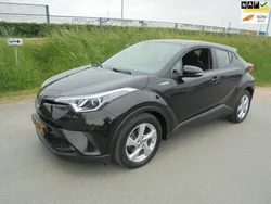 Zwart Gebruikt 2017 Toyota C-HR SUV | € 16.450 (Eerlijke prijs)