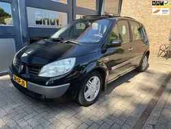 Zwart Gebruikt 2005 Renault Scénic II Luxe MPV | € 1.950 (Eerlijke prijs)