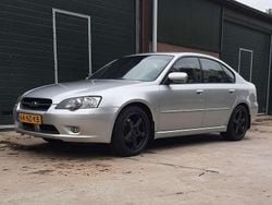 Zilver Gebruikt 2004 Subaru Legacy Sedan | € 4.499 (Eerlijke prijs)