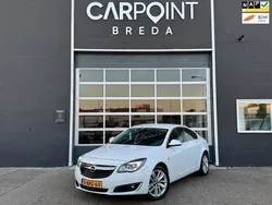 Wit Gebruikt 2014 Opel Insignia Cosmo Sedan | € 9.995 (Eerlijke prijs)