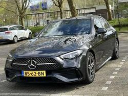 Gebruikt 2023 Mercedes C200 AMG line Sedan | € 54.999 (Duur)