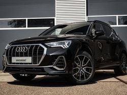 Zwart Gebruikt 2022 Audi Q3 Ambiente SUV | € 34.999 (Goede deal)