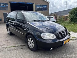 Zwart Gebruikt 2002 Kia Carnival EX MPV | € 3.250