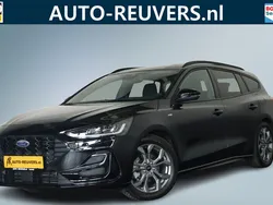 Zwart Gebruikt 2024 Ford Focus ST-Line Stationwagen | € 27.900 (Eerlijke prijs)