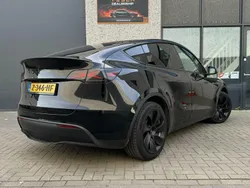 Gebruikt 2024 Tesla Model Y Long Range SUV | € 43.999 (Eerlijke prijs)